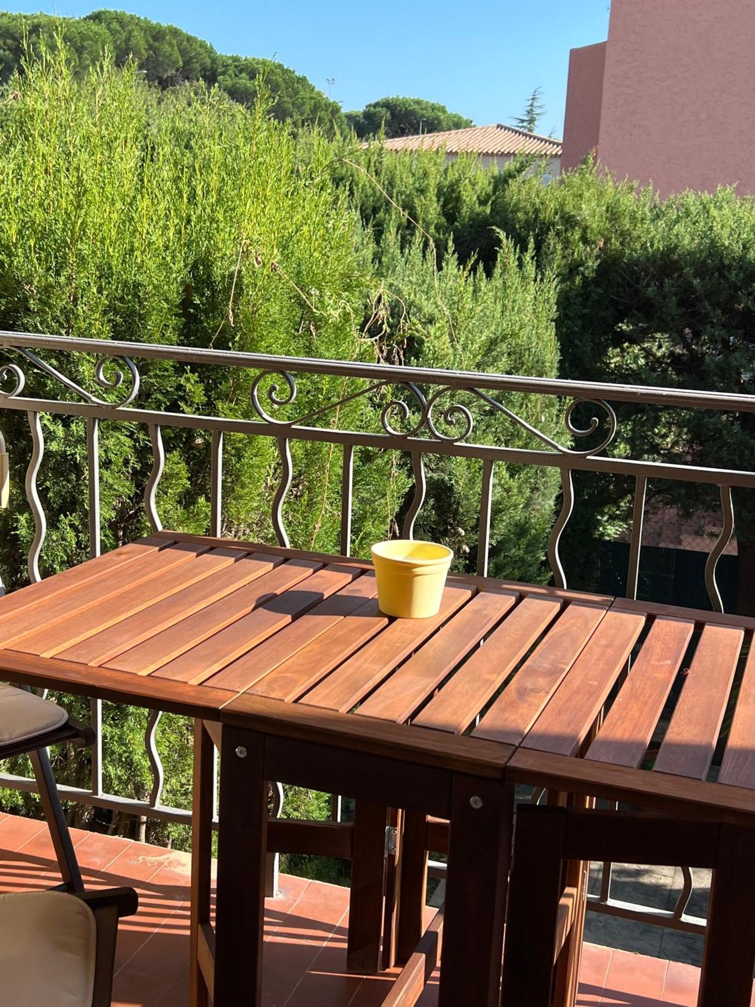 Superbe Appartement Terrasse Et Parking Prive แซ็ง-ทรอเป ภายนอก รูปภาพ